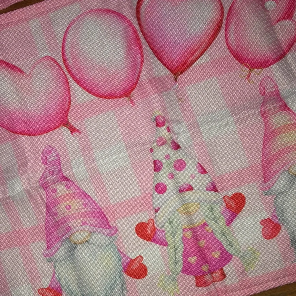 Valentine Gnome‎ Placemats Set of 4 Love Gnome NWOT
